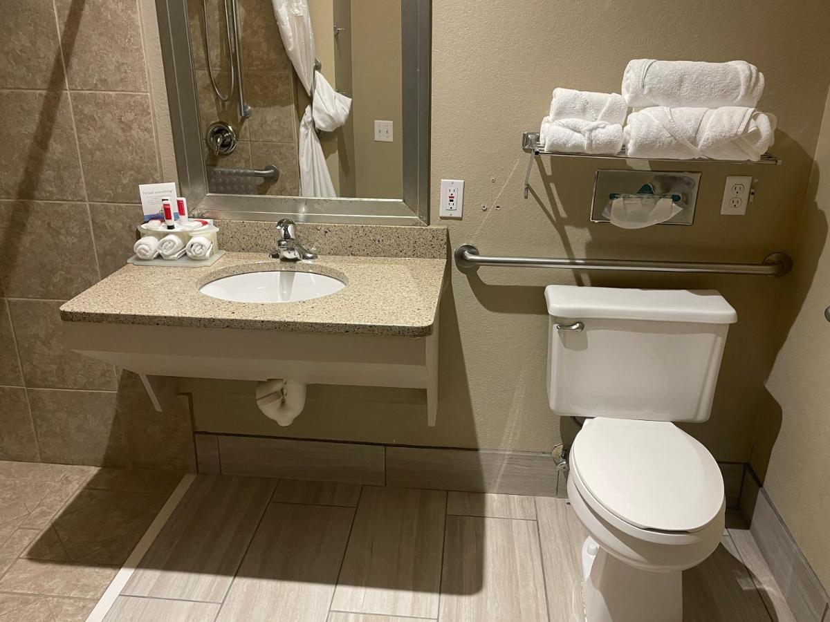 Spark By Hilton La Crosse Onalaska Ngoại thất bức ảnh