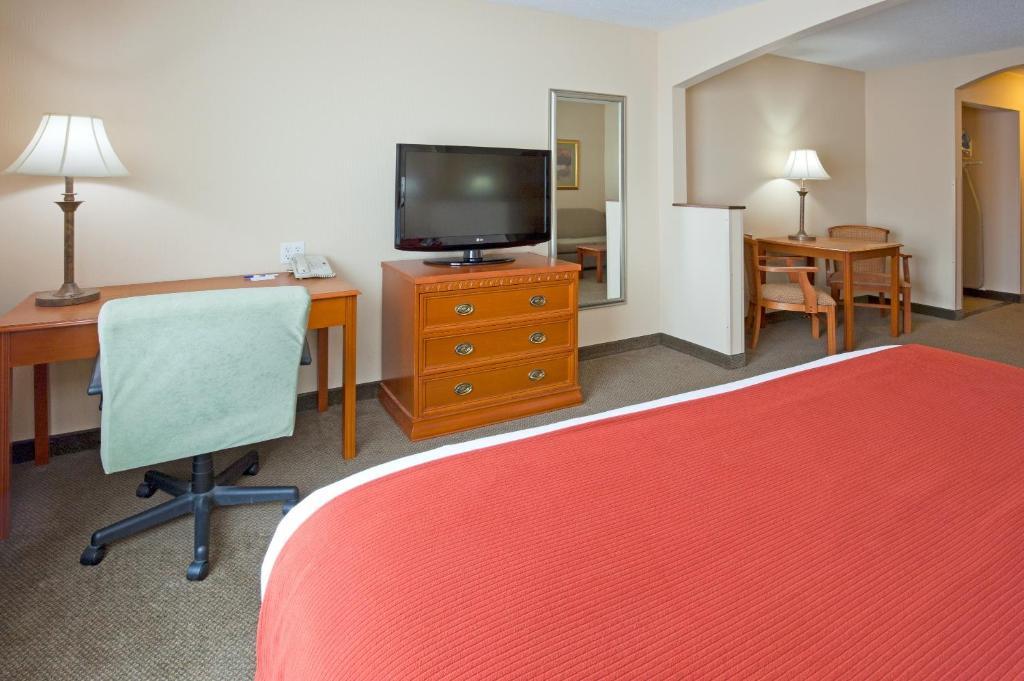Spark By Hilton La Crosse Onalaska Phòng bức ảnh