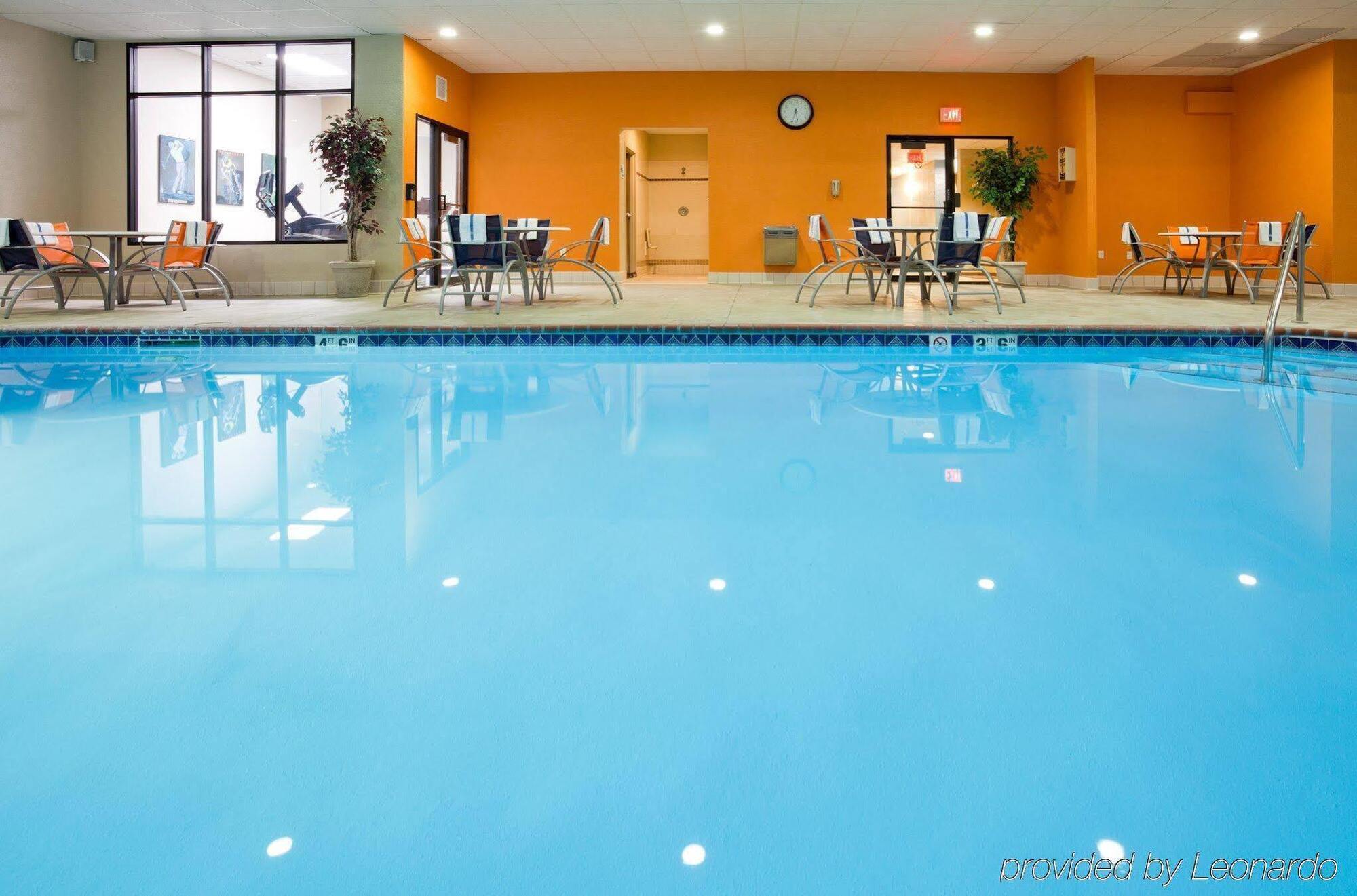 Spark By Hilton La Crosse Onalaska Ngoại thất bức ảnh
